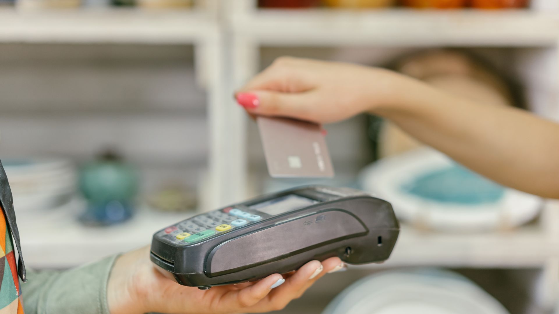 Virtual Card for Shopify Store Owners: A Quick Guide